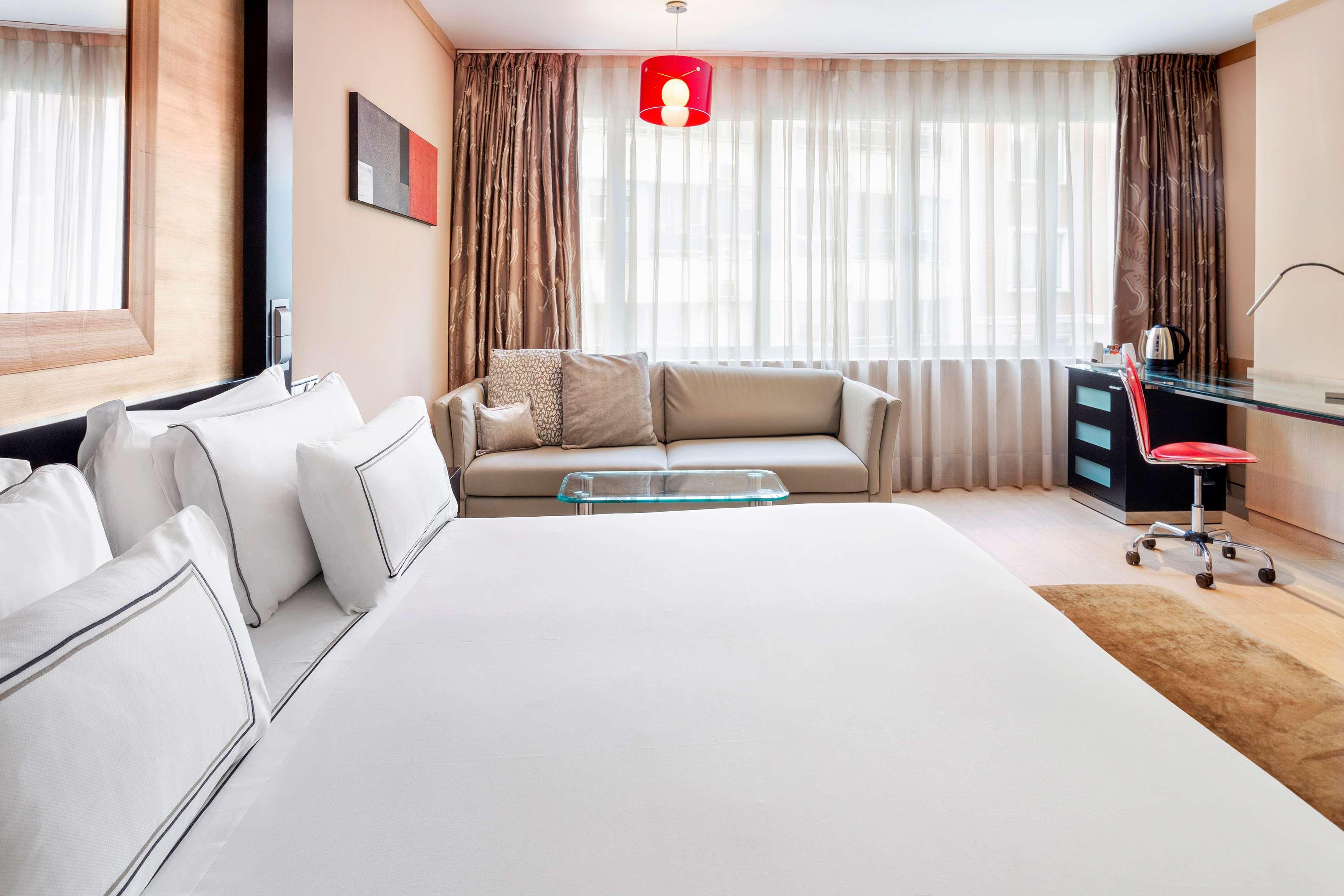 Melia Madrid Princesa Экстерьер фото