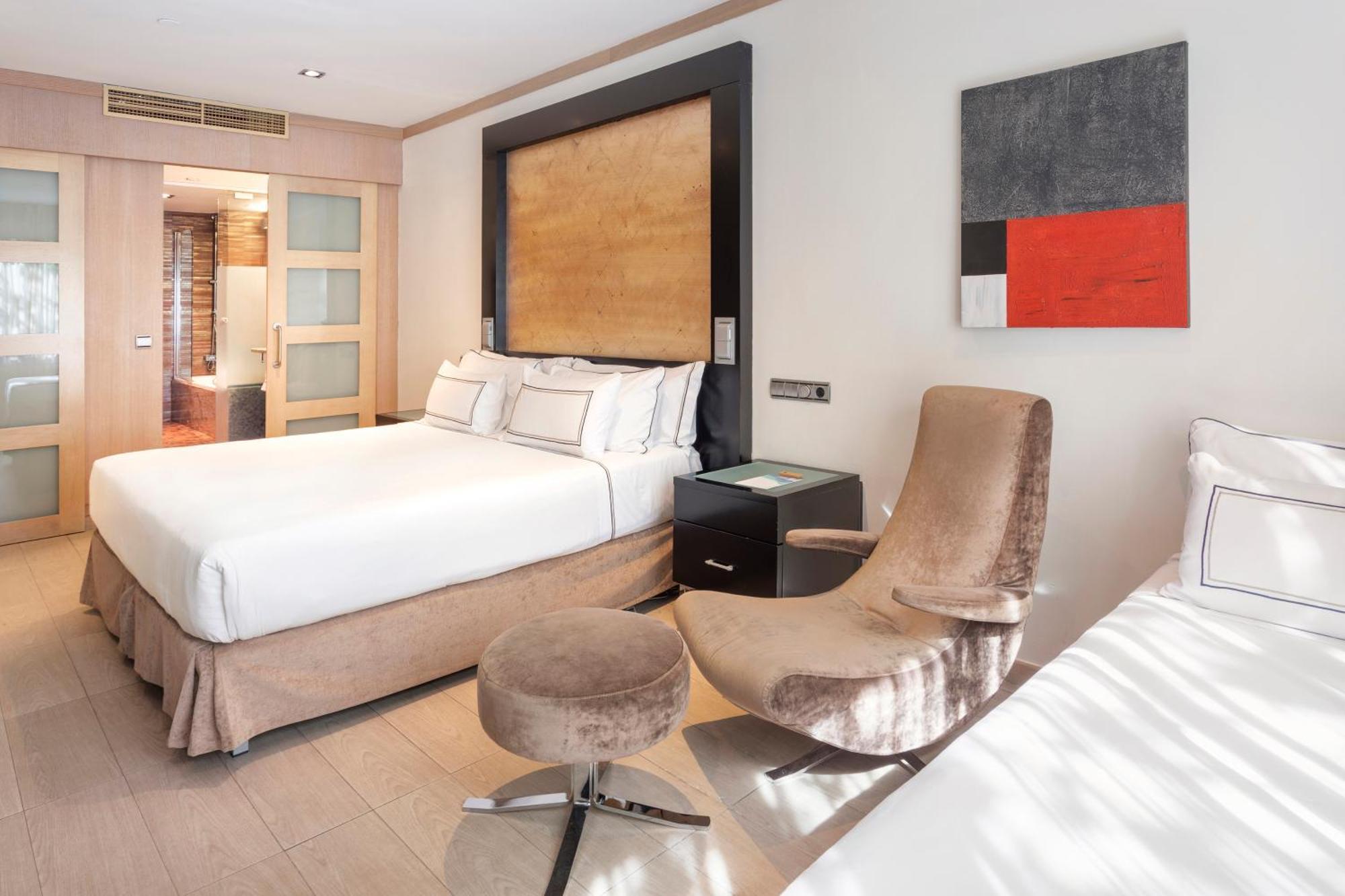 Melia Madrid Princesa Экстерьер фото